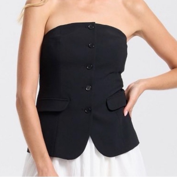 Universal Thread Tops - Elegant Black Strapless Top